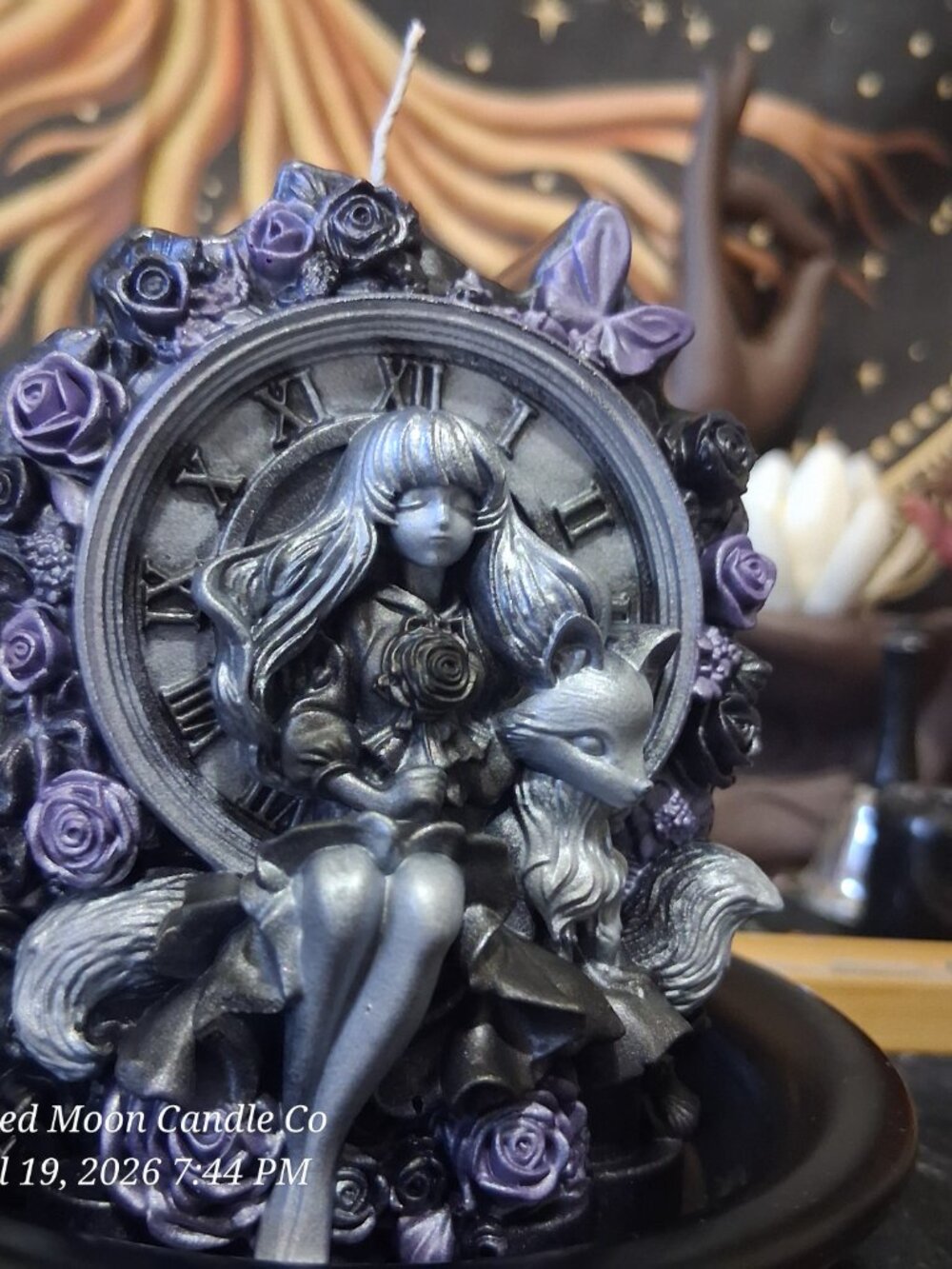 Alice in Time Candle - Picture 8 of 16